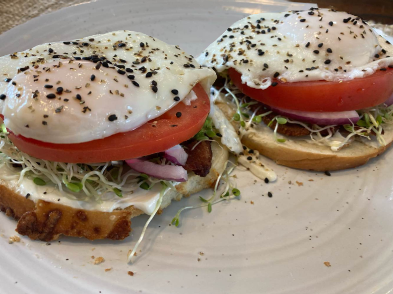 Skinny bagel bacon stacks!