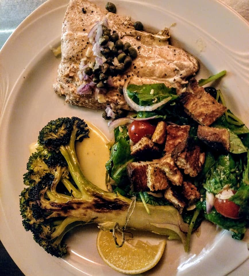 white alfrado chicken and grilled broccoli