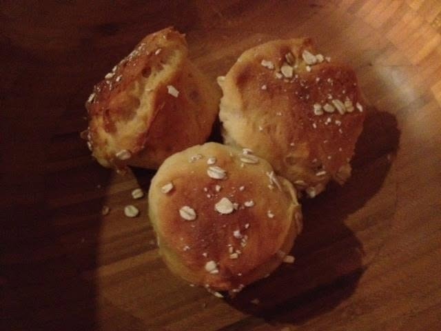 Homemade glutton free dinner rolls